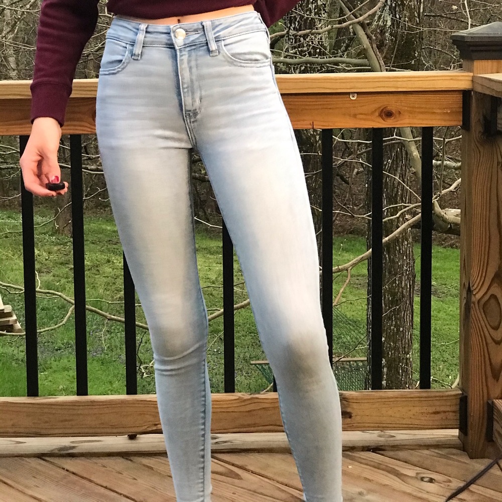 American eagle light wash high rise skinny jeans